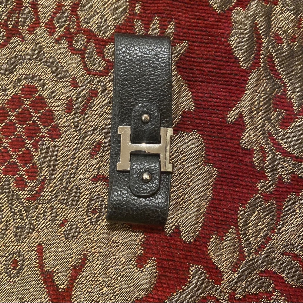 Leather H bracelet